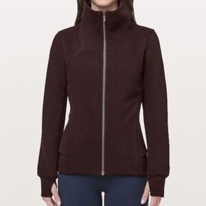 Lululemon moving motivation zip up Prima loft insulated